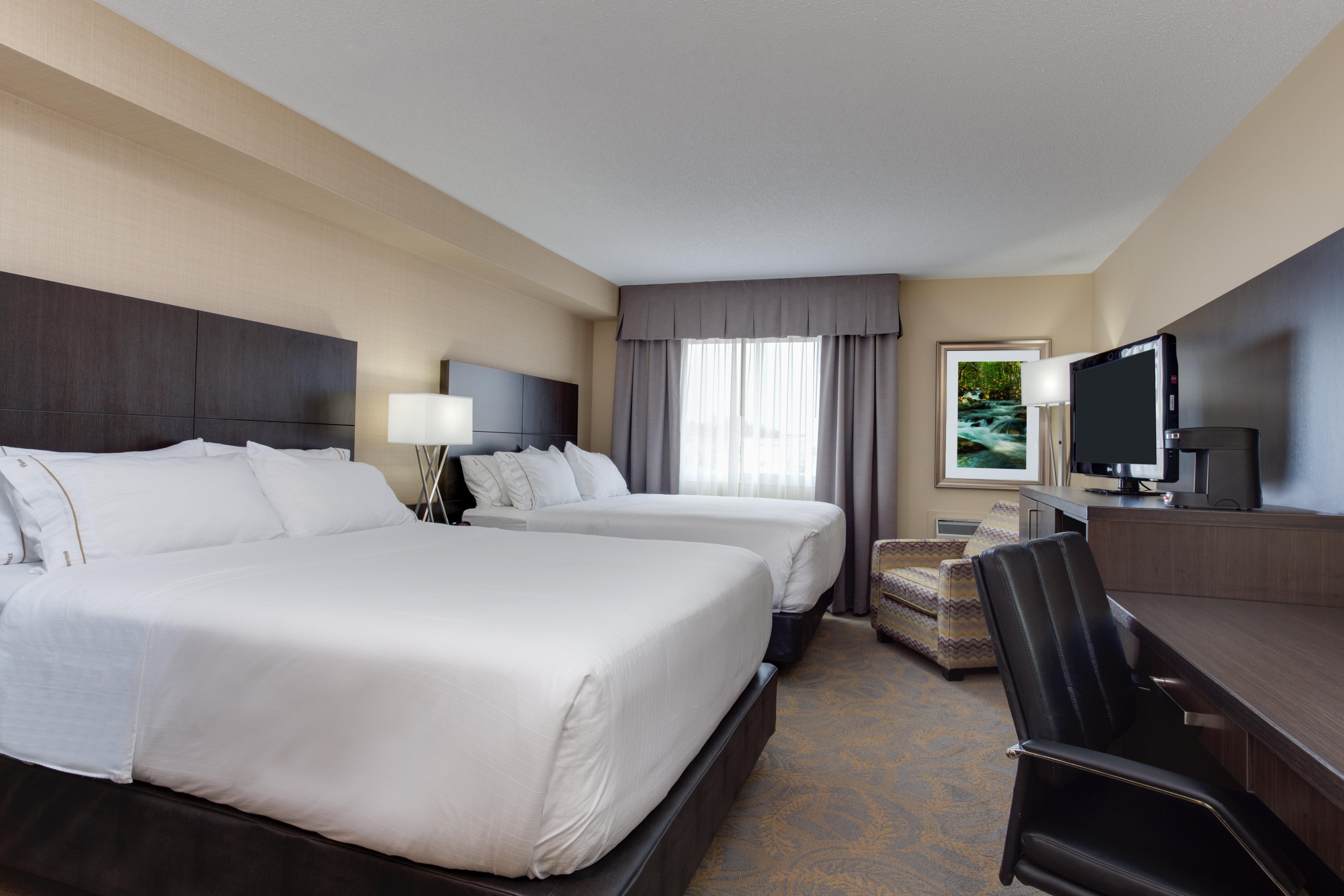 Holiday Inn Express Hotel & Suites Uptown Fredericton By Ihg Bagian luar foto