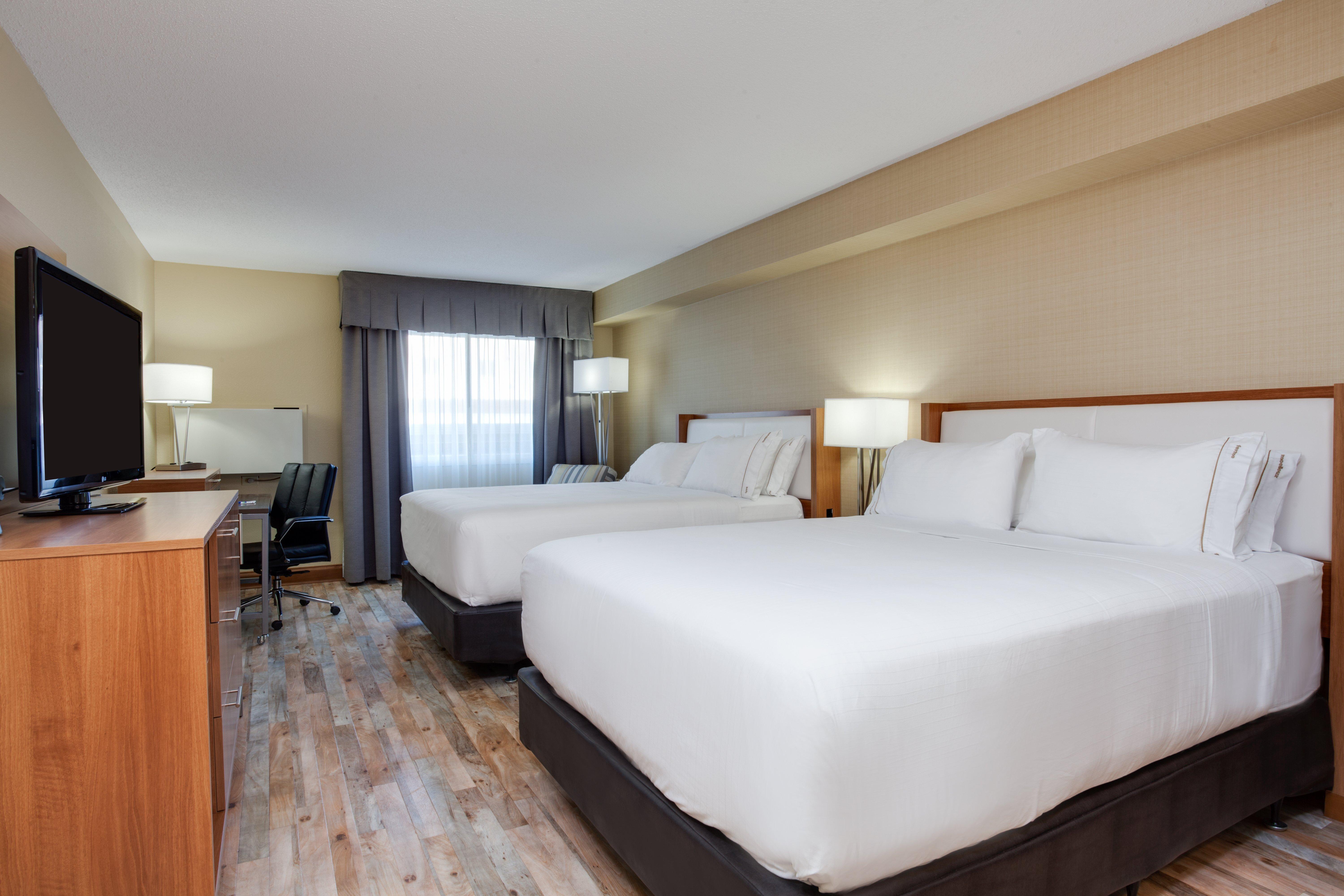 Holiday Inn Express Hotel & Suites Uptown Fredericton By Ihg Bagian luar foto